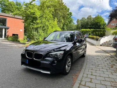 Gebraucht BMW X1 Sport Line 177 PS (130 kW) 2010 Schwarz SUV