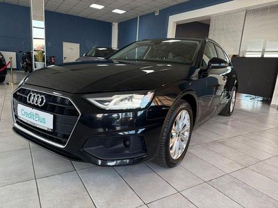 Schwarz Gebraucht 2022 Audi A4 Basis Kombi | 21.000 € (Etwas zu teuer)