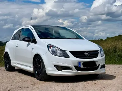 Gebraucht Opel Corsa Edition 80 PS (58 kW) 2008 Weiß Kleinwagen