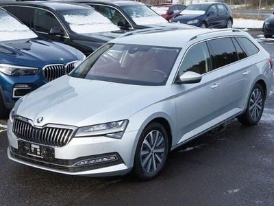 Gebraucht Skoda Superb Style 200 PS (147 kW) 2023 Silber Kombi