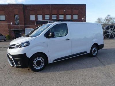 Gebraucht Toyota Proace 122 PS (89 kW) 2021 Weiß Van / Kleinbus