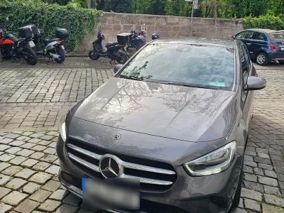 Second-hand Mercedes B200 150 CP (110 kW) 2019 Gri Monovolum