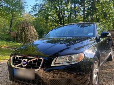 Usata Volvo V70 Momentum 145 CV (106 kW) 2009 Nero Station wagon