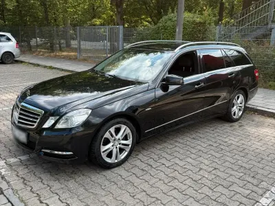 Gebraucht Mercedes E350 Avantgarde 231 PS (169 kW) 2010 Schwarz Kombi