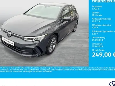 Gebraucht VW Golf VIII R-line 131 PS (96 kW) 2024 Grau Limousine