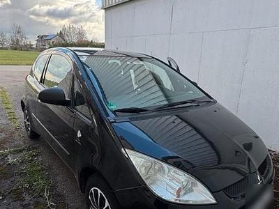 Usata Mitsubishi Colt 88 CV (64 kW) 2005 Nero Utilitaria