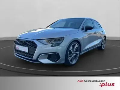 Używany Audi A3 Advanced 150 KM (110 kW) 2023 Srebrny Sedan/Limuzyna