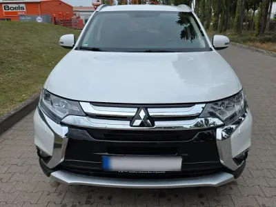 Gebraucht Mitsubishi Outlander Diamant Edition 150 PS (110 kW) 2017 Weiß SUV