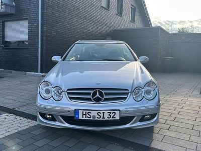 Usata Mercedes CLK320 Elegance 224 CV (164 kW) 2006 Argento Coupé