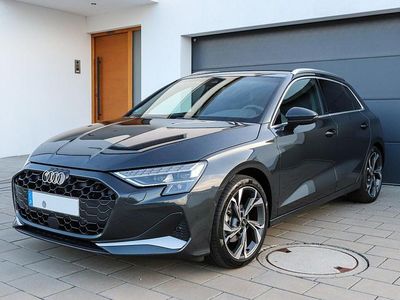 Grau Gebraucht 2024 Audi A3 Advanced Plus Limousine | 32.900 € (Guter Preis)