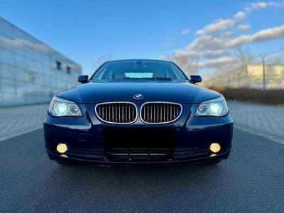Second-hand BMW 523 177 CP (130 kW) 2006 Albastru Berlinǎ