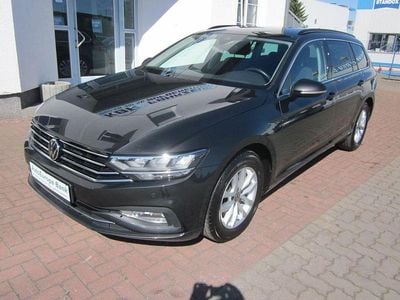 Grau Gebraucht 2022 VW Passat Business Limousine | 16.499 € (Fairer Preis)