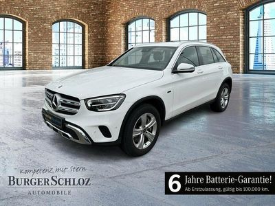 Gebraucht Mercedes GLC300e 320 PS (235 kW) 2021 Unilack polarweiß SUV