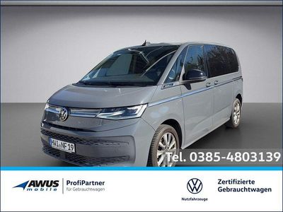 Gebraucht VW T7 Style 150 PS (110 kW) 2023 Pure grey Van