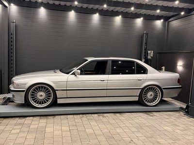 Usado BMW 750L Performance 326 HP (239 kW) 2000 Prateado Sedan