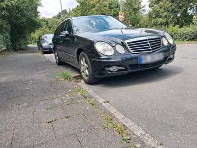Mercedes E220