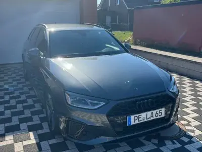 Gebraucht Audi A4 S-Line 150 PS (110 kW) 2020 Grau Kombi