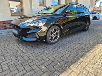 Usata Ford Focus ST-Line 120 CV (88 kW) 2018 Nero Station wagon