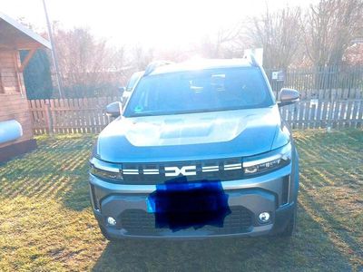 Grau Gebraucht 2024 Dacia Duster SUV | 24.000 € (Teuer)
