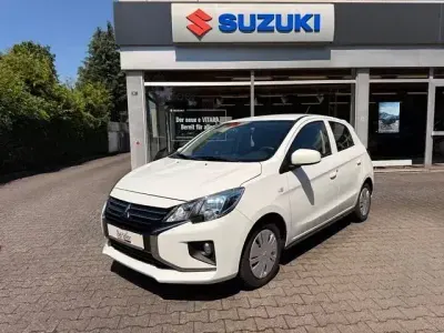 Gebraucht Mitsubishi Space Star Basis 71 PS (52 kW) 2020 Weiß Kleinwagen