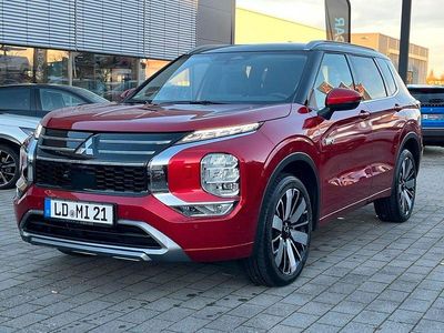 Gebraucht Mitsubishi Outlander P-HEV Top 136 PS (100 kW) 2025 Rot SUV