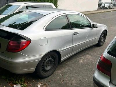 Mercedes C180
