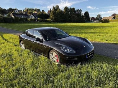 Second-hand Porsche Panamera GTS 441 CP (324 kW) 2014 Negru Berlinǎ