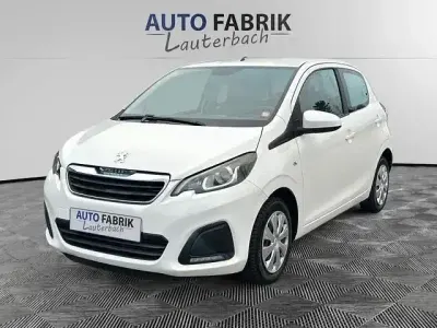 Gebraucht Peugeot 108 Active 69 PS (50 kW) 2014 Weiß Kleinwagen