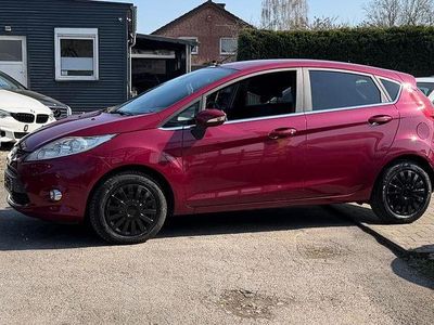 Gebraucht Ford Fiesta Titanium 82 PS (60 kW) 2009 Violet Kleinwagen