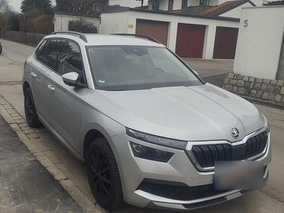 Grau Gebraucht 2021 Skoda Kamiq SUV | 19.000 € (Fairer Preis)