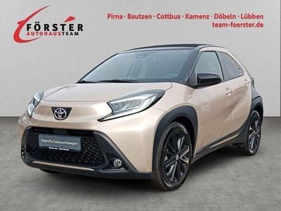 Usata Toyota Aygo X x-style 72 CV (52 kW) 2022 Beige SUV