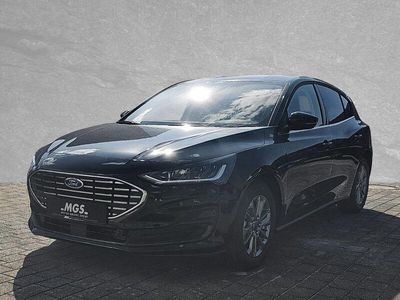 Neu Ford Focus Titanium 125 PS (91 kW) 2025 Agate black metallic Limousine