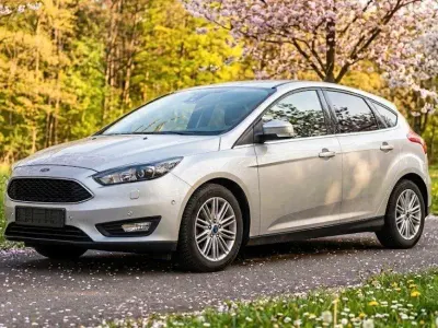 Gebraucht Ford Focus Cool & Connect 150 PS (110 kW) 2017 Silber Limousine