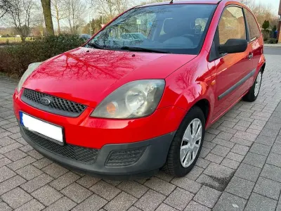 Gebraucht Ford Fiesta 60 PS (44 kW) 2006 Rot Kleinwagen