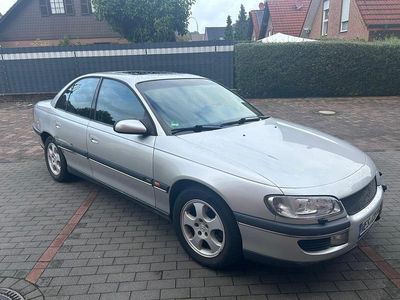 Opel Omega