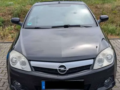 Gebraucht Opel Tigra 90 PS (66 kW) 2007 Schwarz Cabrio