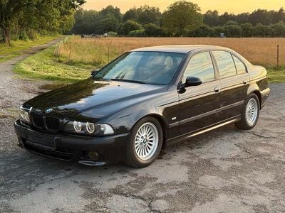 BMW 528