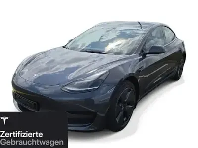 Käytetty Tesla Model 3 RWD 205 kW (279 HP) 2022 Hopea Sedan