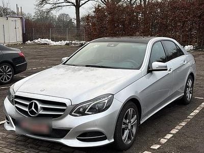 Gebraucht Mercedes E220 170 PS (125 kW) 2014 Silber Limousine