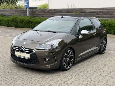 Gebraucht Citroën DS3 Sport Chic 156 PS (114 kW) 2013 Braun Cabrio