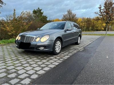 Mercedes E220