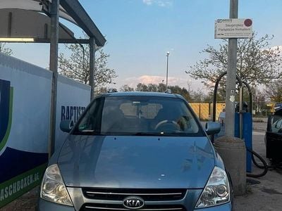 Gebraucht Kia Carnival 185 PS (136 kW) 2007 Blau Van / Kleinbus