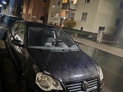 Second-hand VW Polo 60 CP (44 kW) 2008 Negru Hatchback