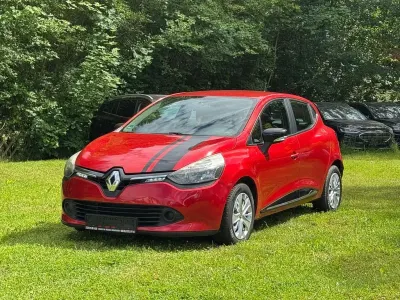 Gebraucht Renault Clio IV Expression 75 PS (55 kW) 2016 Rot Limousine