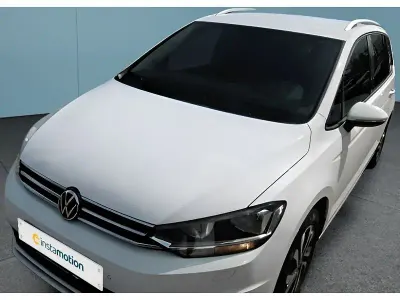 Gebraucht VW Touran 150 PS (110 kW) 2021 Weiß Van / Kleinbus
