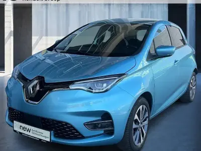 Używany Renault Zoe Iconic 99 kW (135 KM) 2021 Niebieski Hatchback