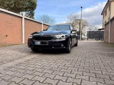 Gebraucht BMW 118 Sport Line 150 PS (110 kW) 2017 Schwarz Kleinwagen