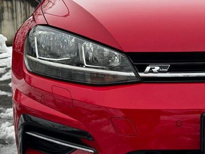 Gebraucht VW Golf VII Sound 125 PS (91 kW) 2018 Rot Limousine