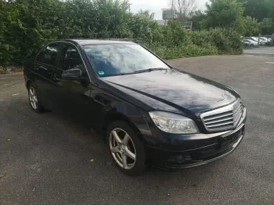 Gebraucht Mercedes C220 170 PS (125 kW) 2009 Schwarz Limousine