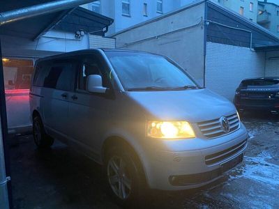 gebraucht VW T5 Caravella 2.5 TDI Allrad